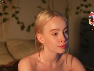 hardcore cam girl mother__of__dragons image #3760057