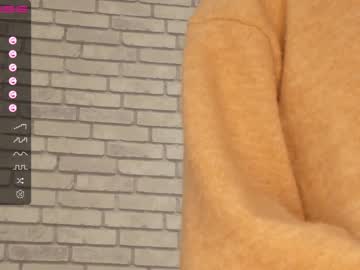 hardcore cam girl carolynjacquelins image #2104631