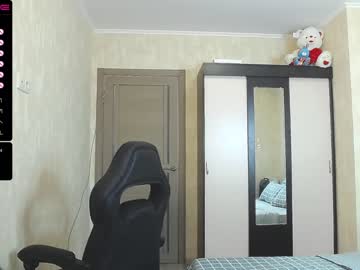 hardcore cam girl l_o_u_i_s_e______ image #1180868