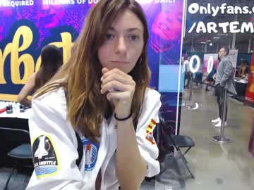 hardcore cam girl artemisfit image #401802
