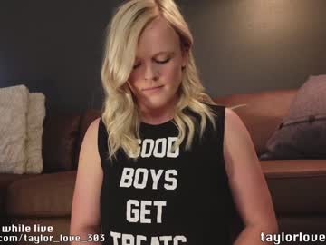 hardcore cam girl taylor_love_303 image #2712563