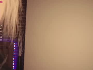 hardcore cam girl yolandabertha image #2863209