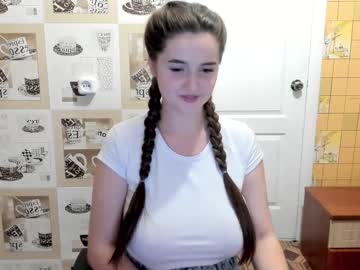 hardcore cam girl emmika_ image #1161800