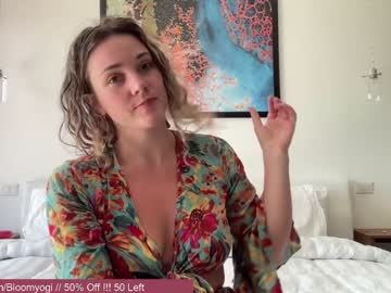 hardcore cam girl bloomyogi image #2332843