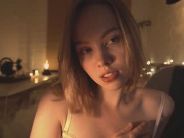 hardcore cam girl bibi_it_is image #1373357