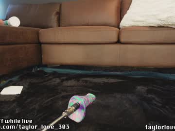 hardcore cam girl taylor_love_303 image #2799137