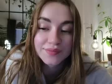 hardcore cam girl strawberryjamx image #3611381